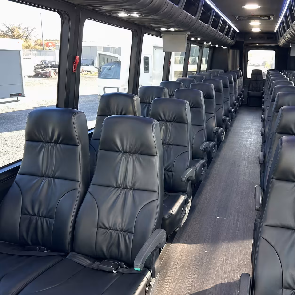 minibuses and charter buses for oklahoma city airport groups