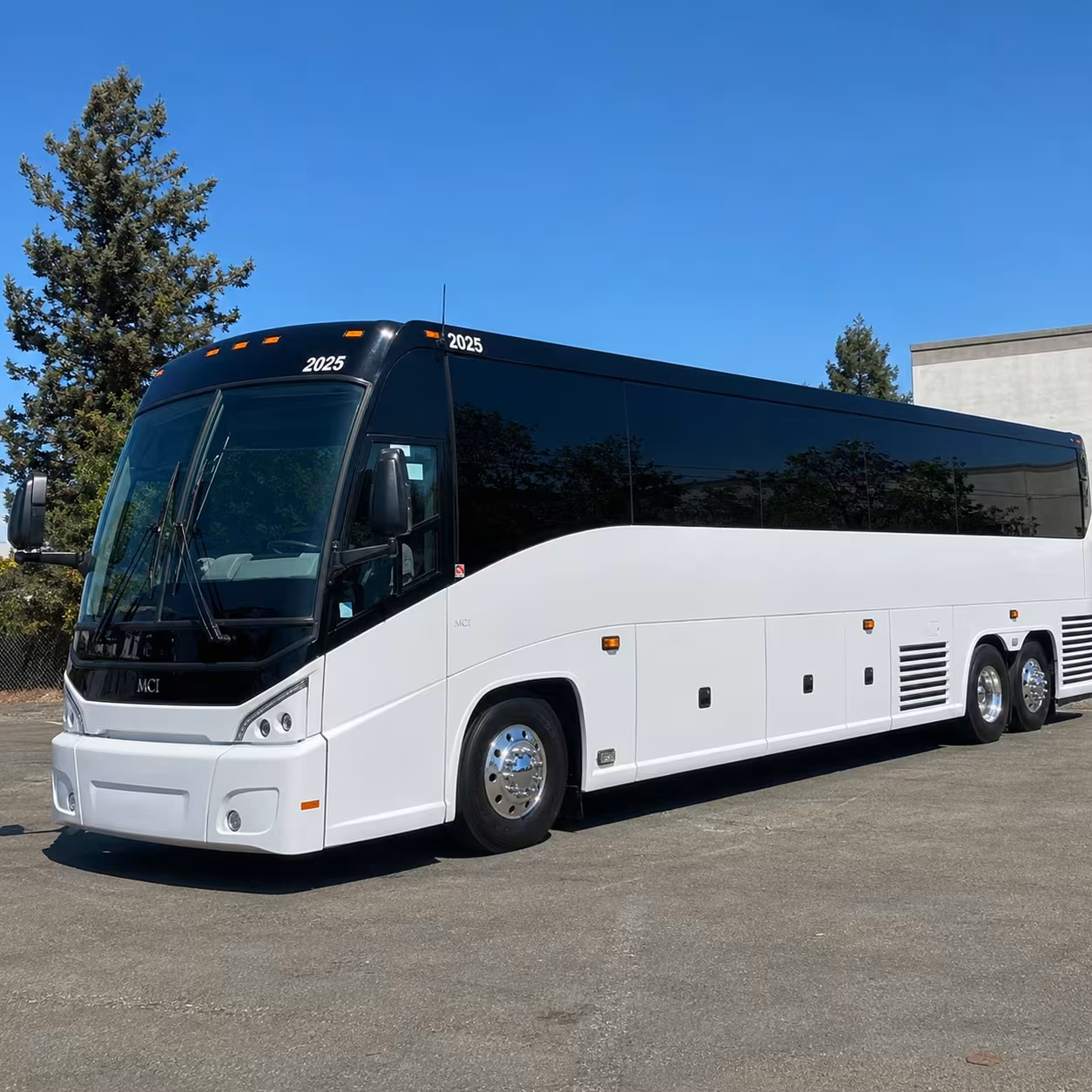 oklahoma city airport shuttles for government and military groups