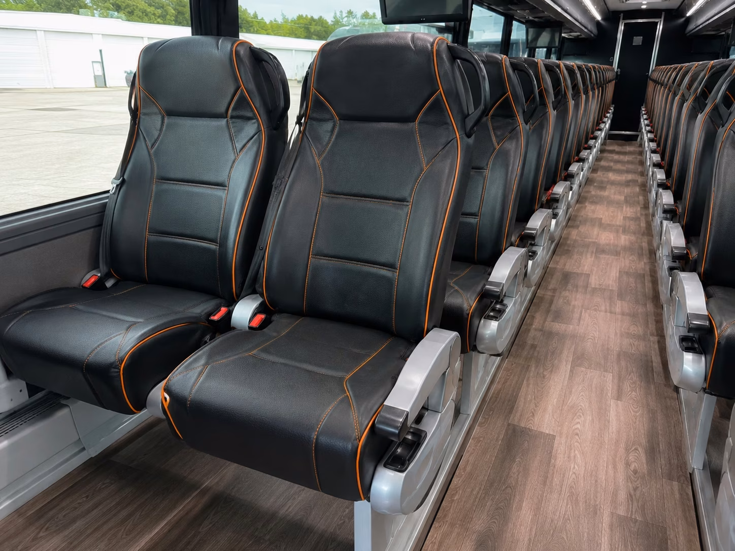 oklahoma city charter bus rentals for large school prom groups