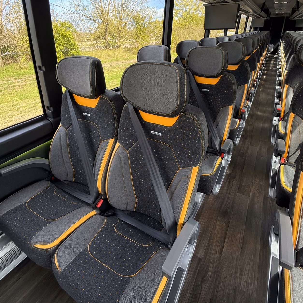 oklahoma city charter buses for school field trips and campus visits